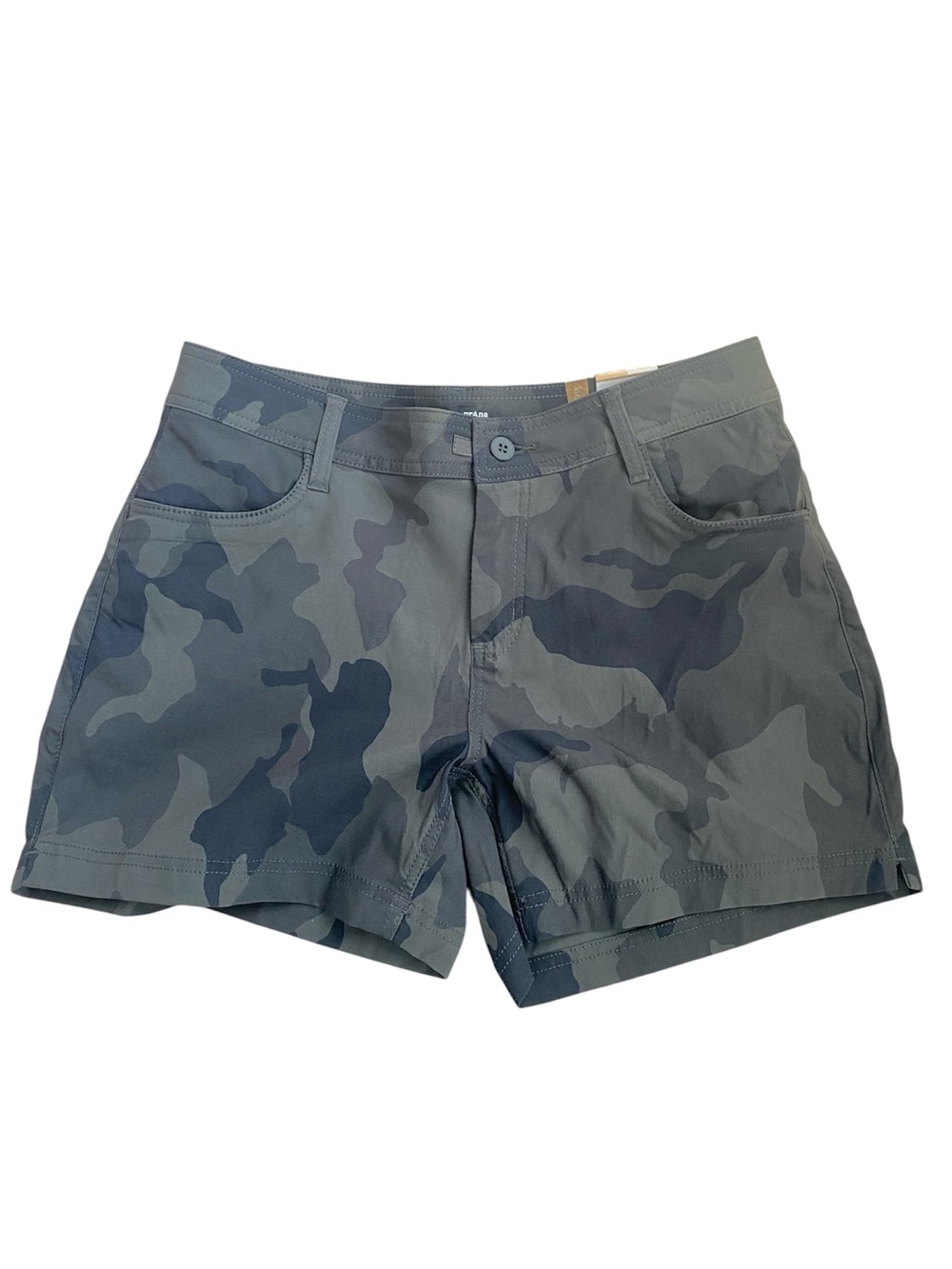 NWT Prana Hiking Short Halle Short in Charcoal Camo